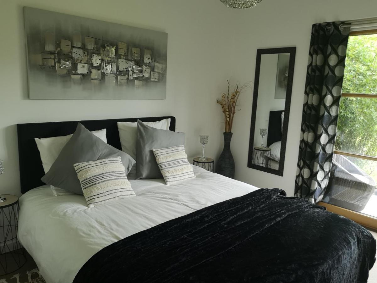 La Pause Bed & Breakfast Surville  Екстериор снимка