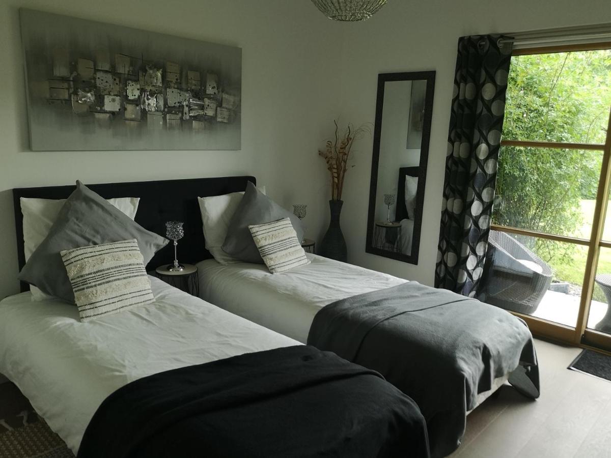 La Pause Bed & Breakfast Surville  Екстериор снимка