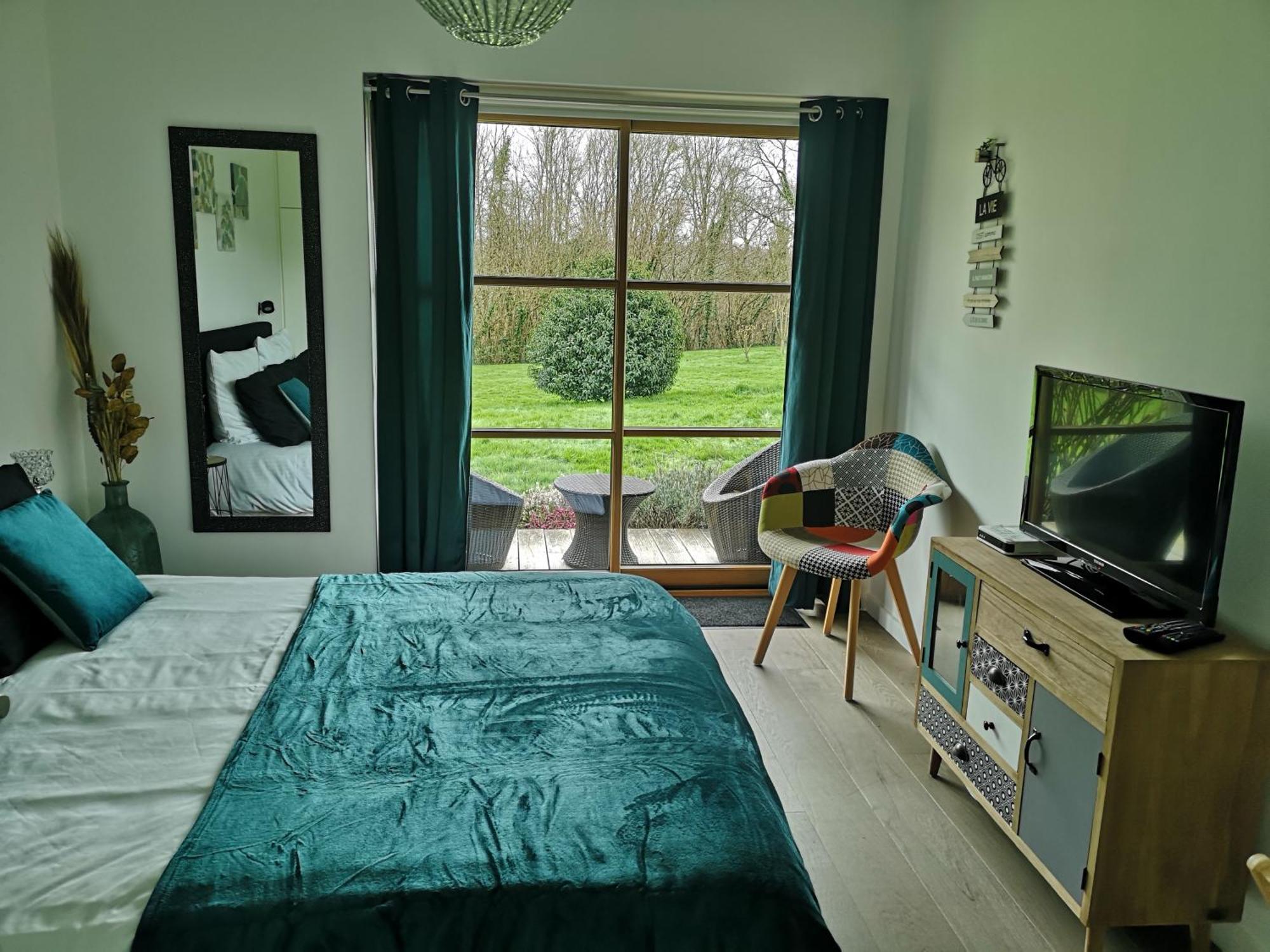 La Pause Bed & Breakfast Surville  Екстериор снимка