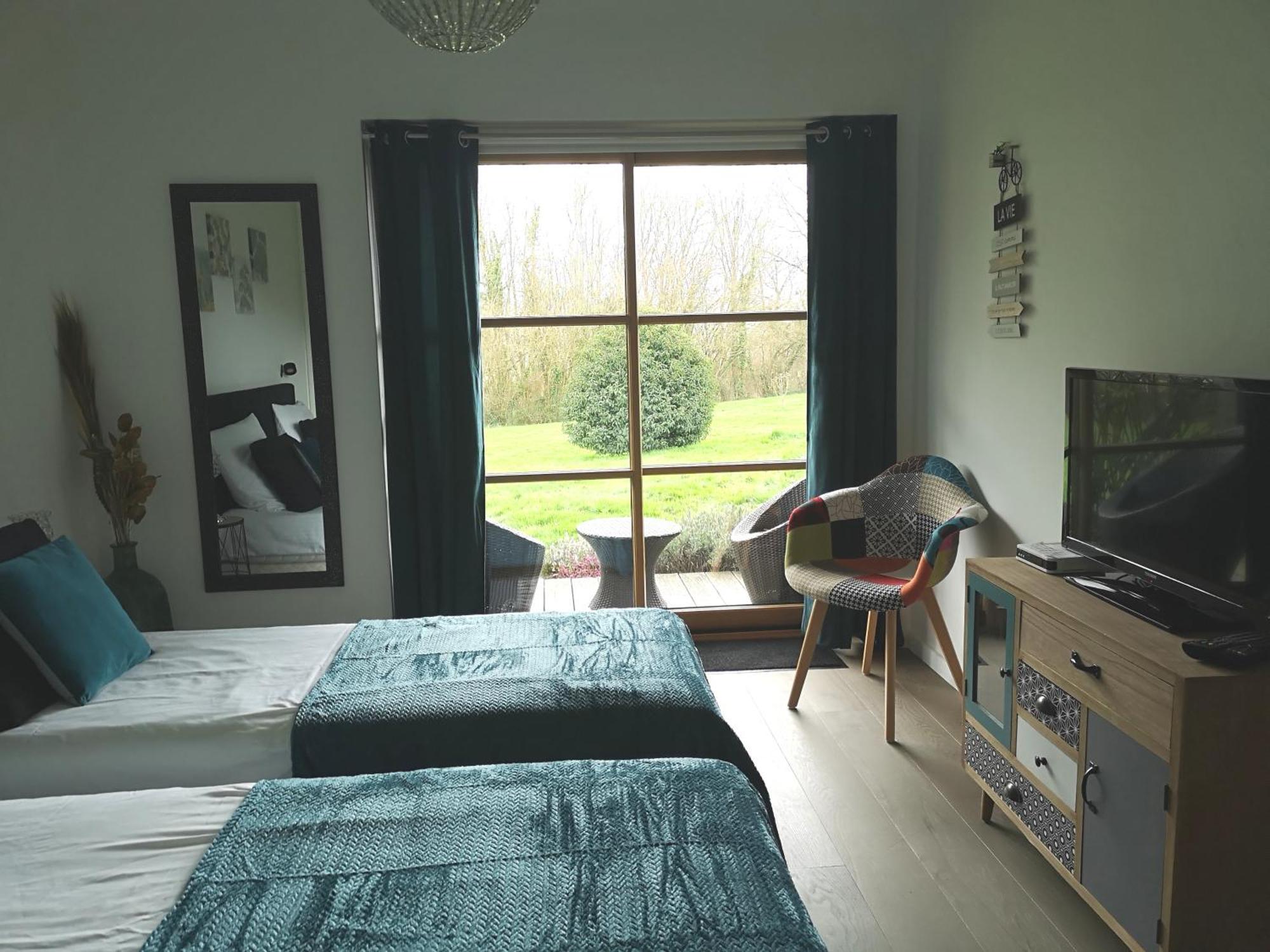 La Pause Bed & Breakfast Surville  Екстериор снимка